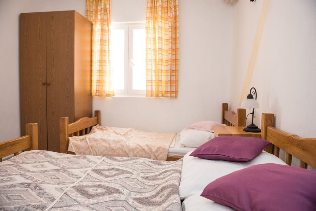 Apartments Ljubica Rogoznica  Εξωτερικό φωτογραφία